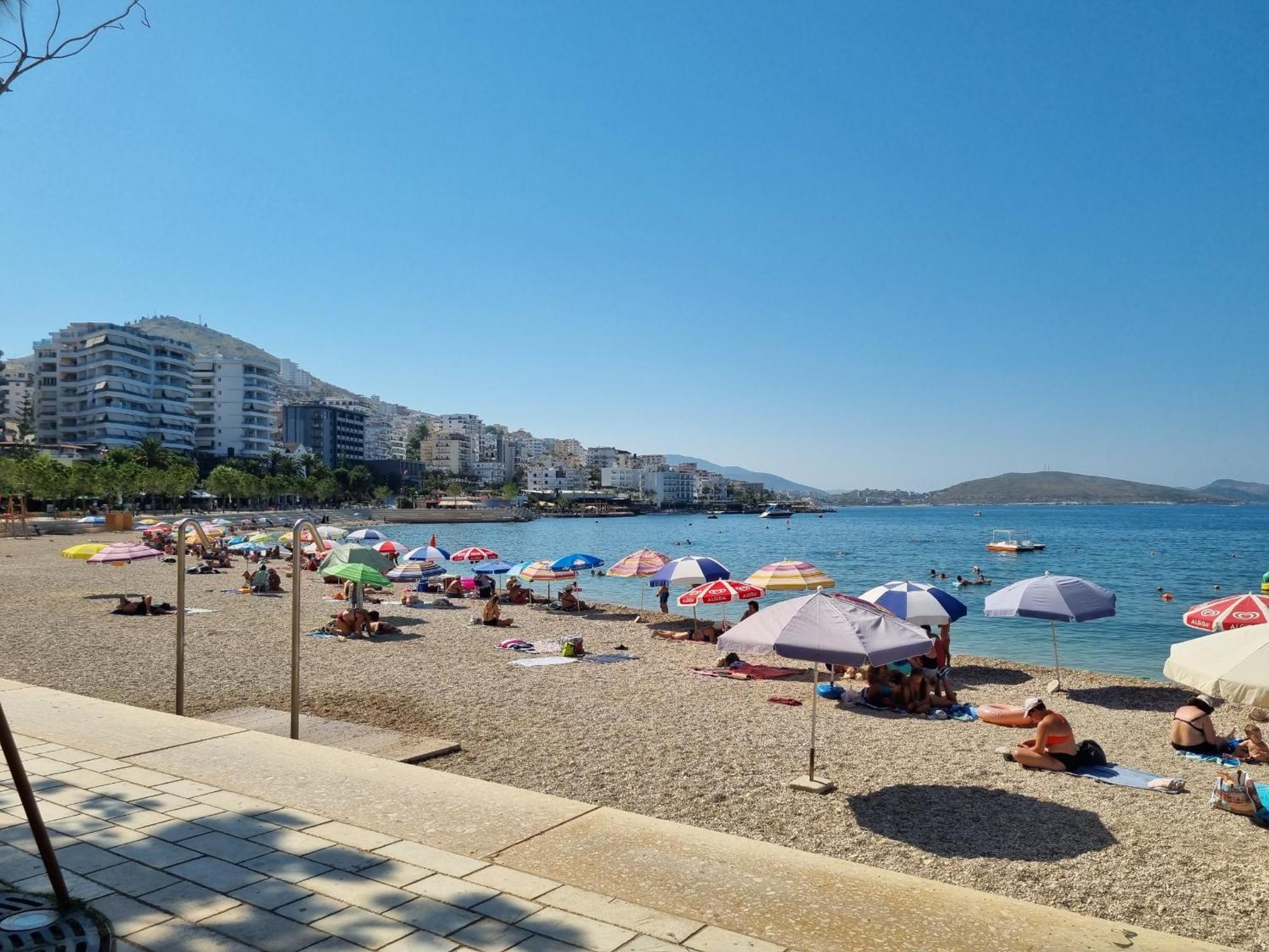 Saint Tropez Apartment Sarande Ngoại thất bức ảnh