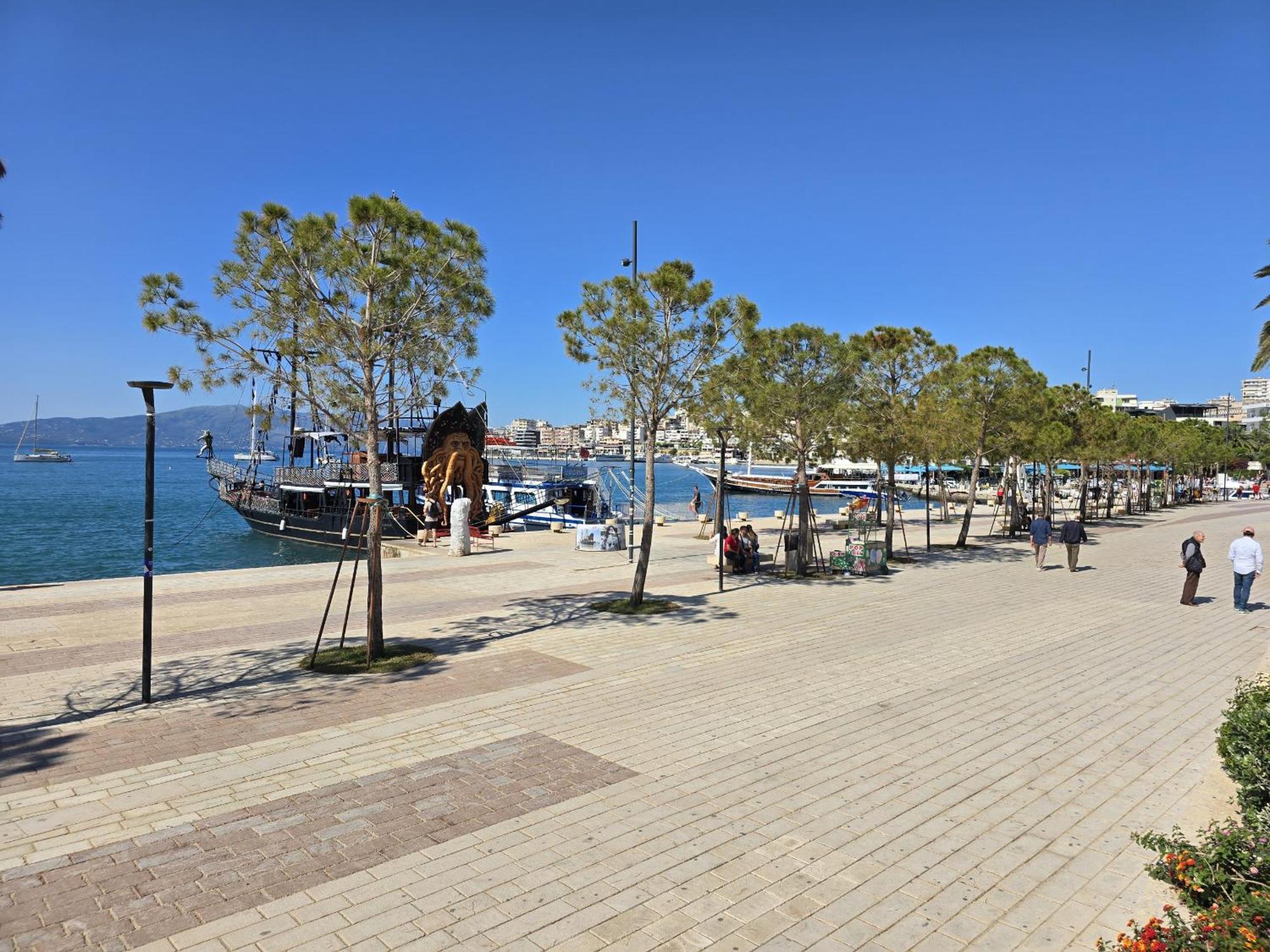 Saint Tropez Apartment Sarande Ngoại thất bức ảnh